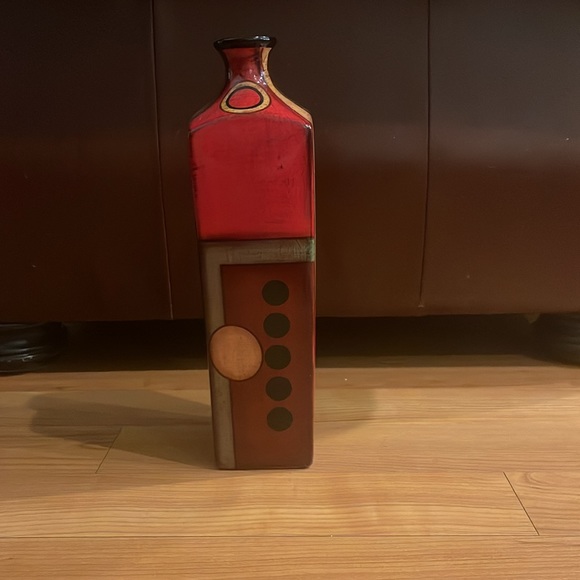 3/$20 Square contemporary vase - Picture 2 of 7